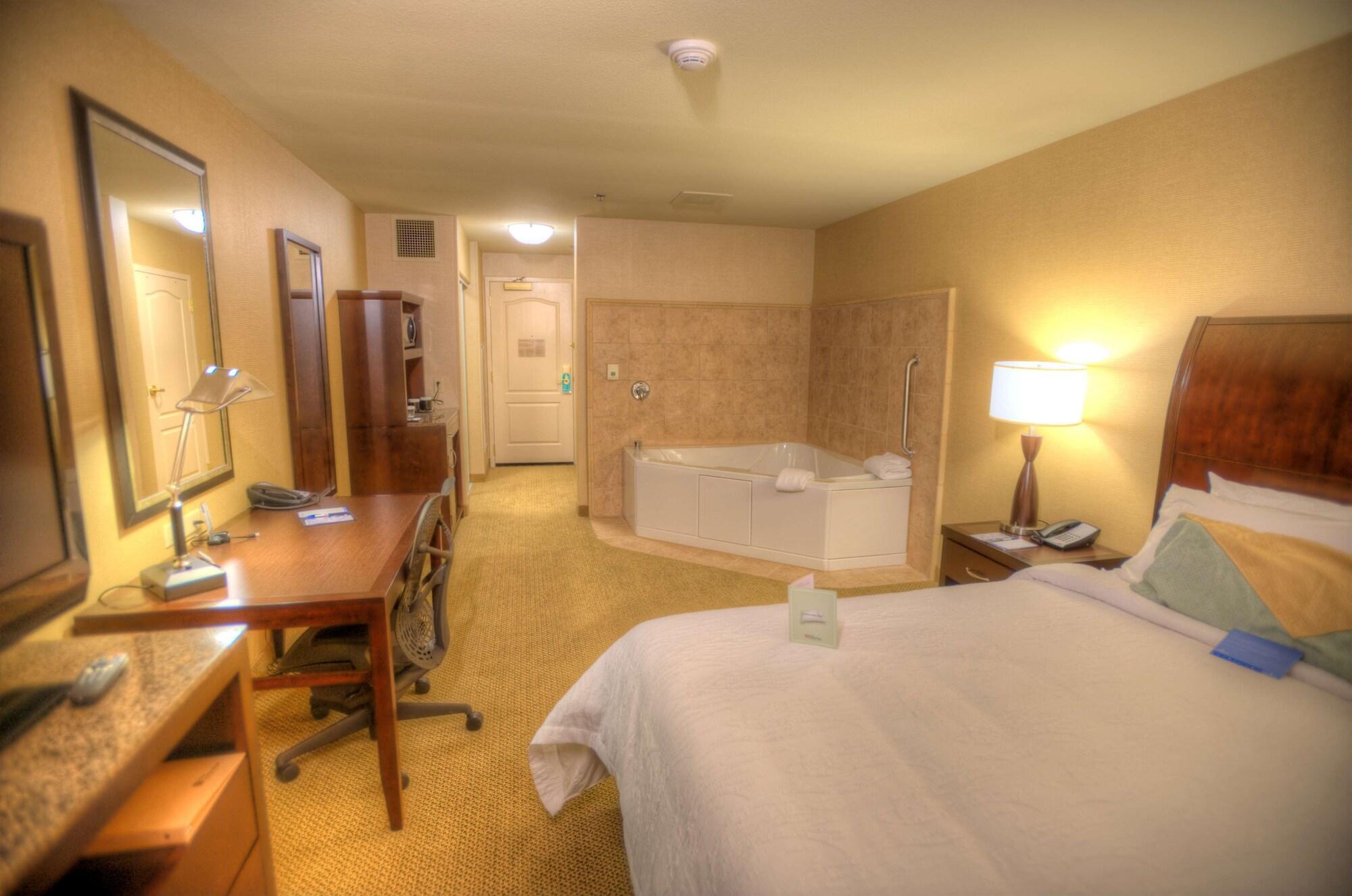Hilton Garden Inn Omaha East/Council Bluffs Bilik gambar